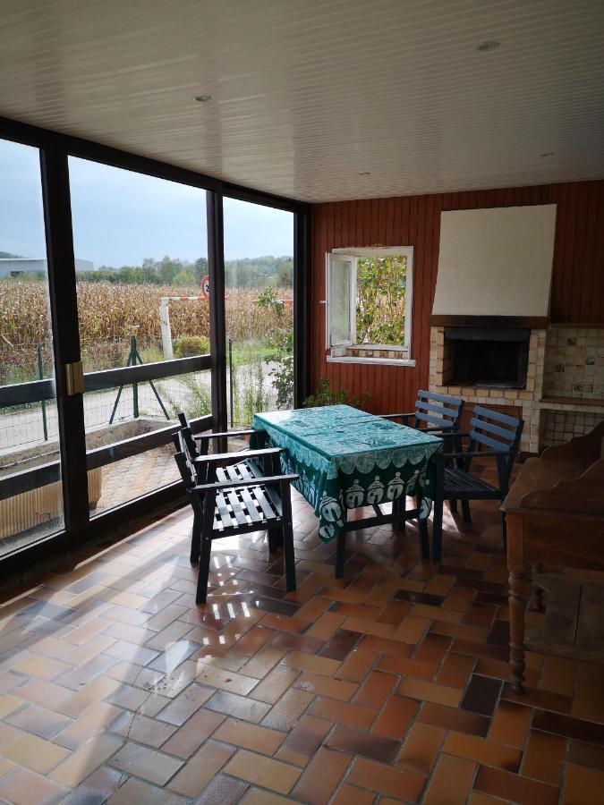 Gite La Maison De L Etang Foucherans  Exterior photo